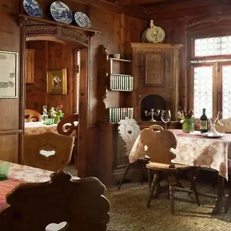 Batzenhaeusl Hotel 4*