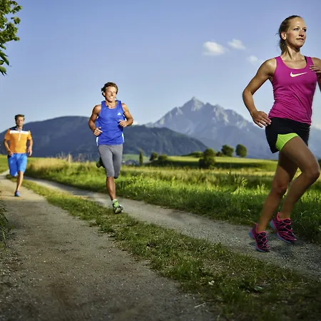 Batzenhaeusl 4* Lans