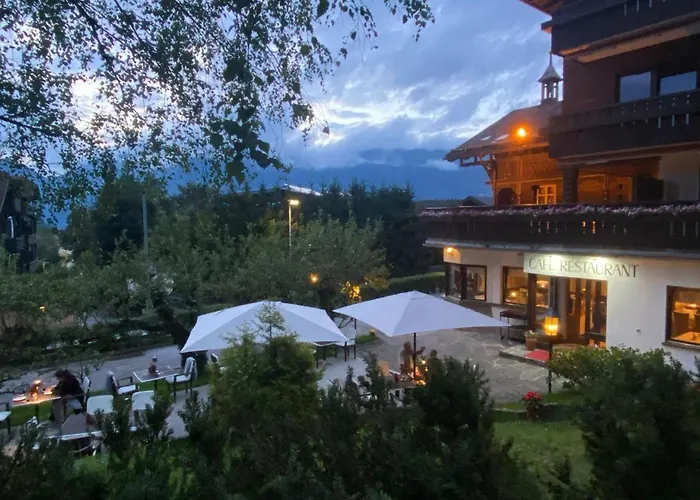 מלון Batzenhaeusl 4*