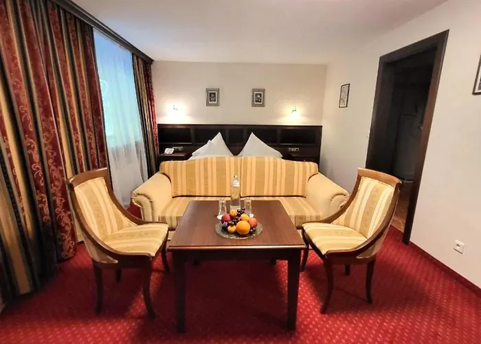 Batzenhaeusl Hotel Lans