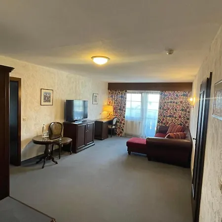 Batzenhaeusl 4* Lans